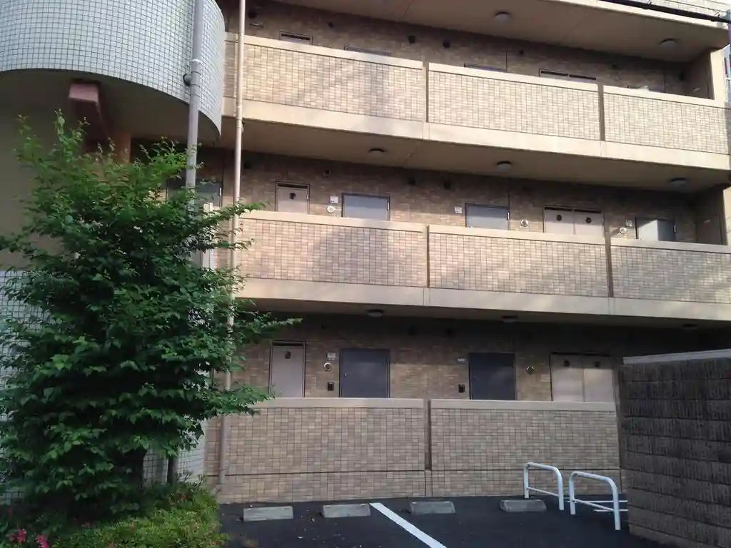 レフィナードくすのき 外観